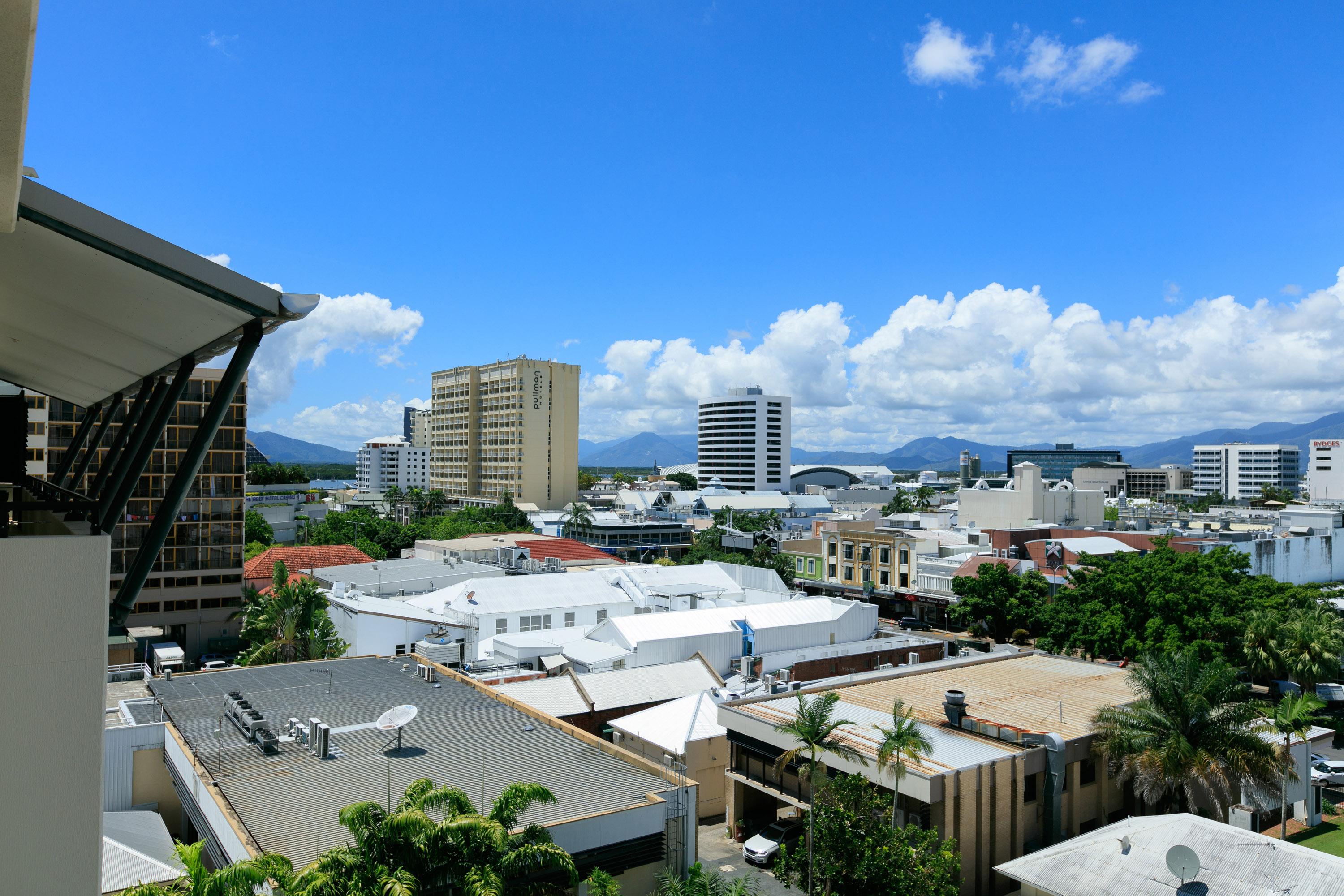 Mantra Esplanade Hotel Cairns Exterior foto